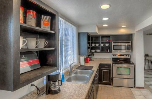 Fantastic 4 Bedroom in a Great Area - Foto 32