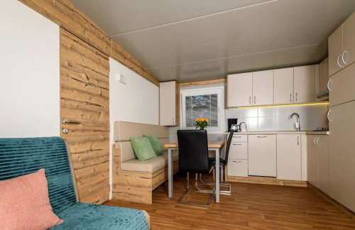 Cozy and Chic Little House with Pool Ivinj-1 Vodice - Foto 10