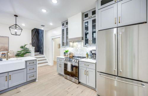 2 Blocks from Riverwalk 1 Mile to SA Downtown - Photo 9