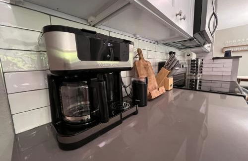 Cozy Hot Tub Escape - Pool Table & Home Theater - Foto 7