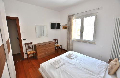 Orange Apartment In Marciaga di Costermano - Foto 13