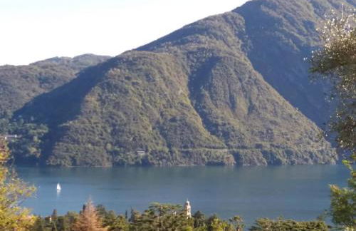 Casa Intignano - Camera con bagno e portico vista lago - Foto 46