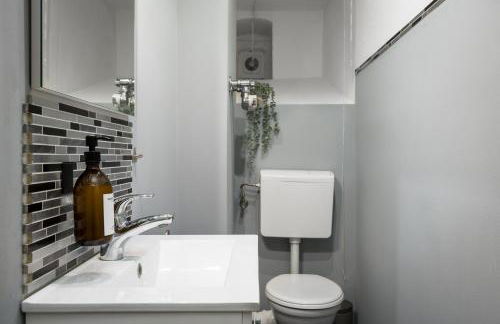 Super Zentral super schöner Altbau in Moabit Rostockerstraße im Herzen von Berlin für bis zu 6 Personen - Photo 12