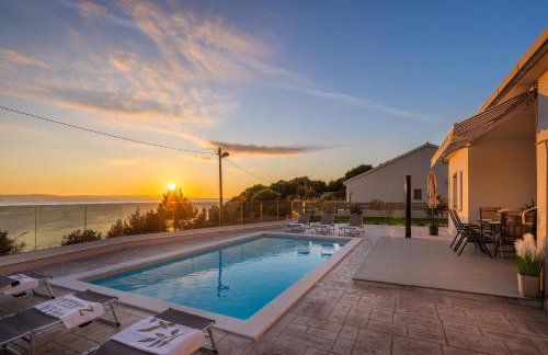 Holiday Home Zarello with Private Pool next to the Sea - Foto 67