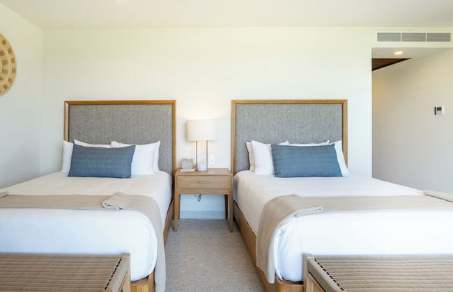 El Encanto exclusive condo private pool - Photo 24