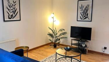 2BR House Free Parking Easy City Access - Foto 5