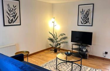 2BR House Free Parking Easy City Access - Foto 5