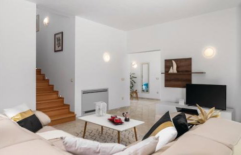 Amazing Home In Vodnjan With Sauna - Foto 31