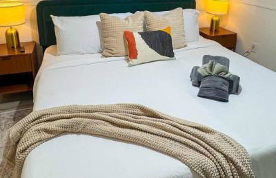 Waterfront home with Firepit and Foosball Table - Photo 10