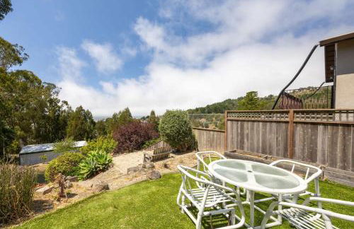 Entire Oceanview Coastal Retreat in Pacifica - Photo 10