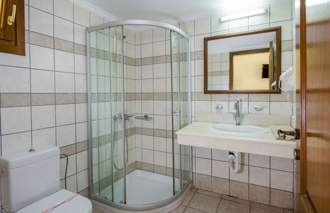 Omega Platanias - Foto 36