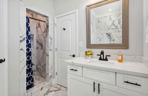 Brand New 5BR, Outdoor Seating, Parking - Foto 4