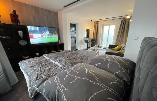 Gleis 11 - kontaktloser 24-7 Check-I, Boxpringbett, W-LAN & Parkplatz kostenlos - Foto 3