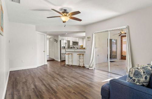 Gulf Coast Getaway Pool Mini Putt Fenced Yard - Foto 13