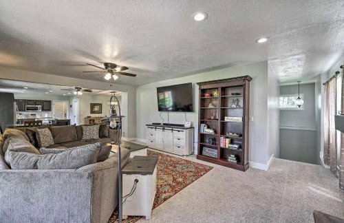 Cedar City Family Home with Game Room and Yard! - Foto 7