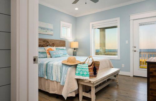 Luxury Beachfront l Sleeps 20, Hot Tub, Pool & Game Room Fun! - Foto 47