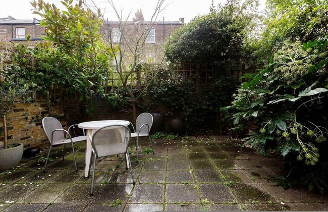 West London Blues in London - Photo 18