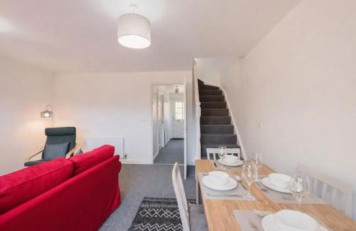 Grantham Stays, 3BR Home, Long Work Stays & Parking - Foto 5