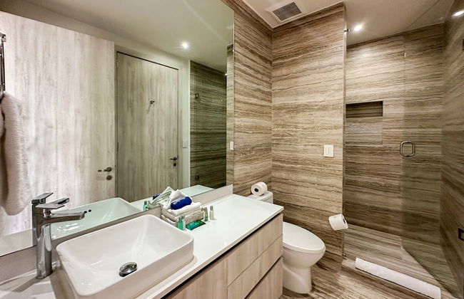 3BR Ground Floor Condo With Direct Pool Access - Foto 53