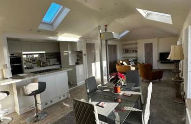 Riverside Seaside Apartment - Foto 13