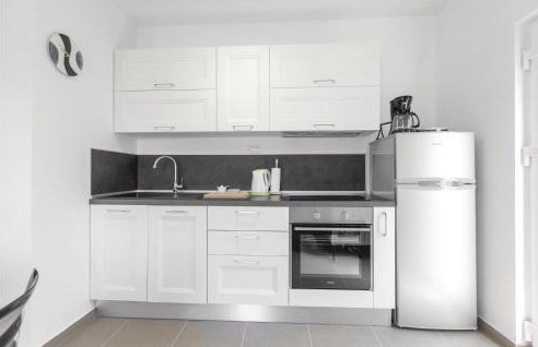 Stunning Home In Lupoglav With Wifi - Foto 9