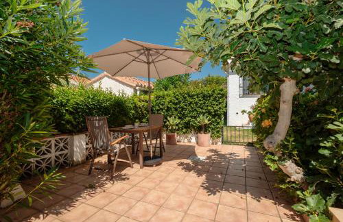 Holiday home with large sunny terrace, Costabella - Foto 44