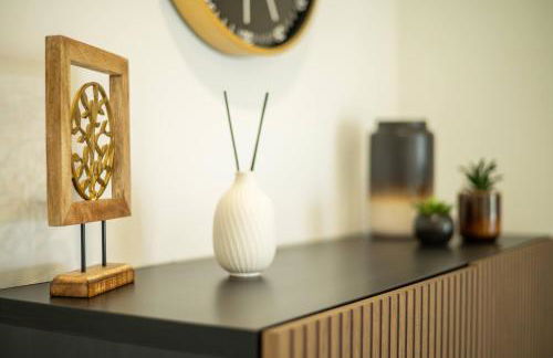 Seaview Villa with Heated Private Pool - Photo 34