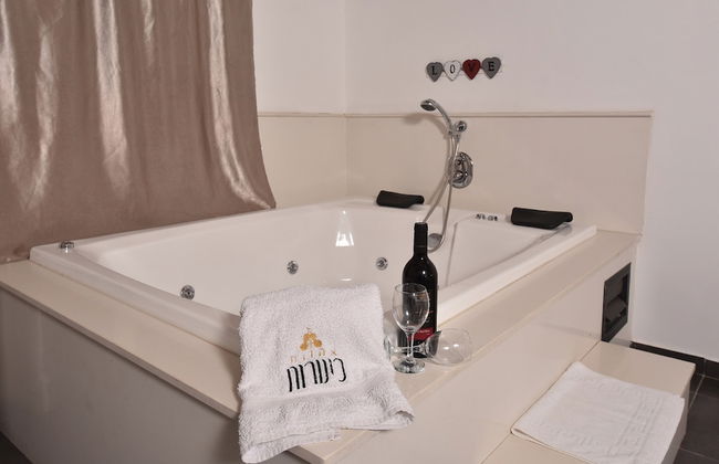 Niflaot Hagolan - Photo 21