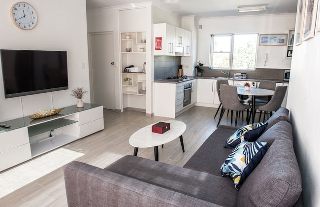 Lotus Stay Manly - Apartment 29G - Photo 6