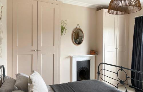 The Harborne Home opposite QE hospital & Birmingham university - Photo 18