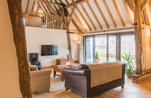 The Thatched Barn by Bloom Stays - Foto 2