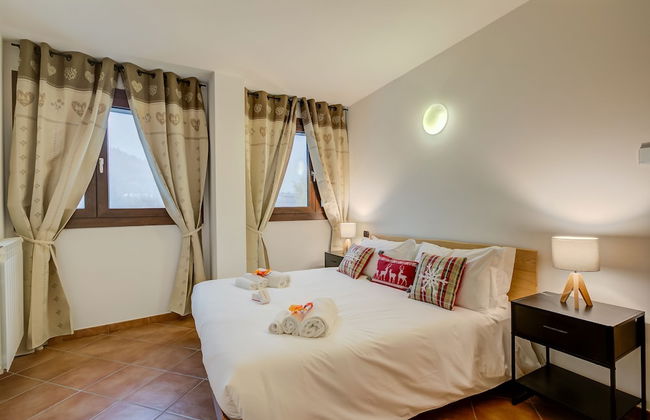 L Aquila Campo Smith On The Ski Slopes - Foto 4