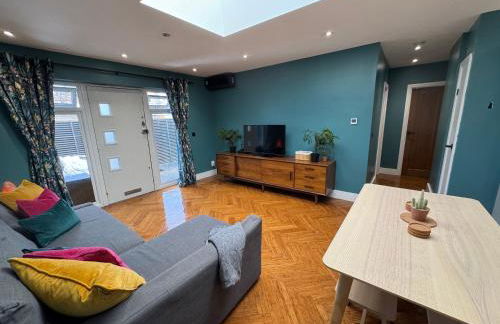 Streatham House - 2 Bedroom - Sleeps 6 - Free WiFi - Foto 3