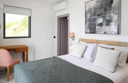 Rozites Luxury Beachfront Villa, By Hellocrete - Foto 28