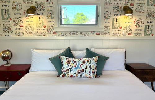 Urban Luxe Retreat l King Bed l Kitchenette - Photo 12