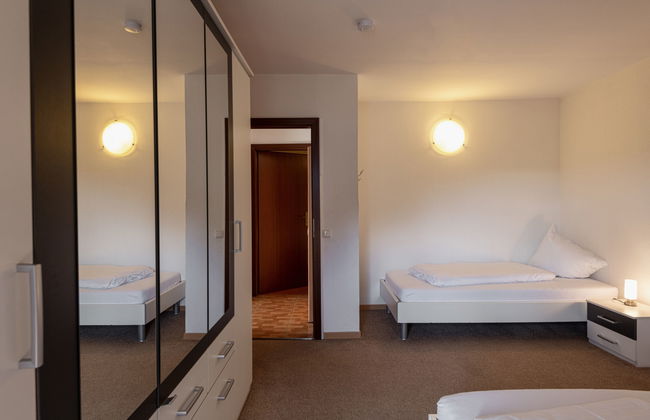 9 bedroom House in Immerath with garden and terrace - Photo 18