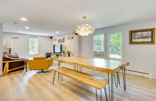 Steps to Saco River Outdoor Rec Hub in White Mtns - Foto 7