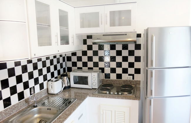 The Orchid Kathu Height Serviced Apartment - Photo 11