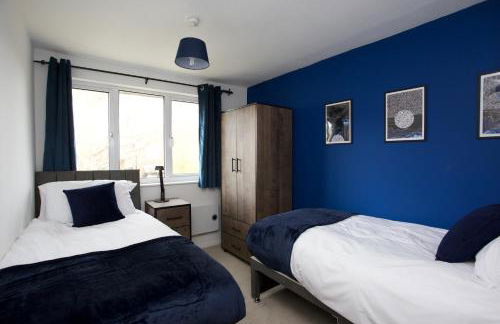 GERARD WALK - Spacious Home, High Speed Wi-Fi, Free Parking, Garden - Foto 11