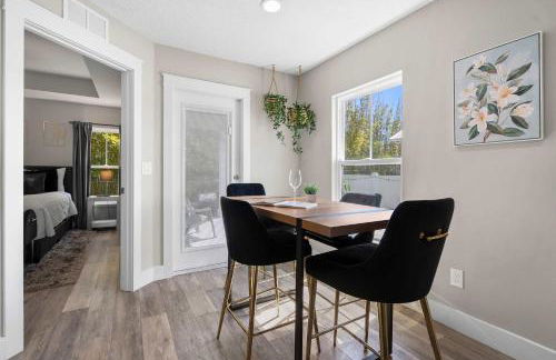 5 Minutes to Beach and Downtown Fire pit Grill - Foto 22