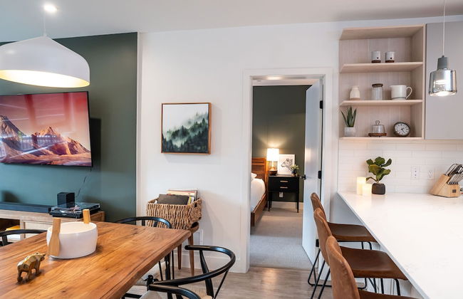 Hemlock Hangout By Revelstoke Vacations - Photo 21