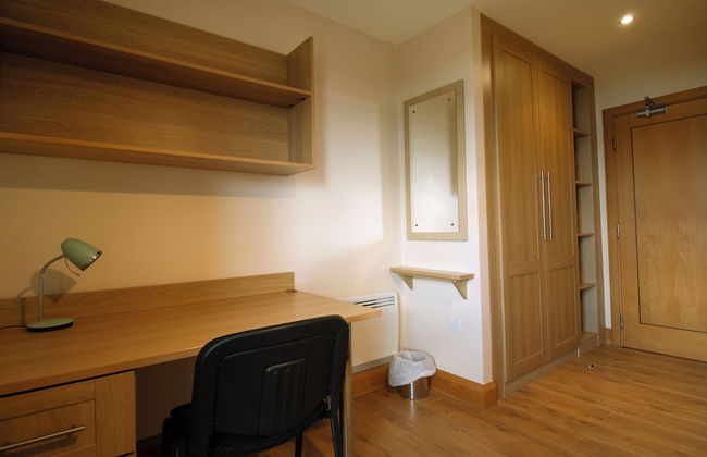 St Angela’s Lakeside Aparthotel - Photo 32