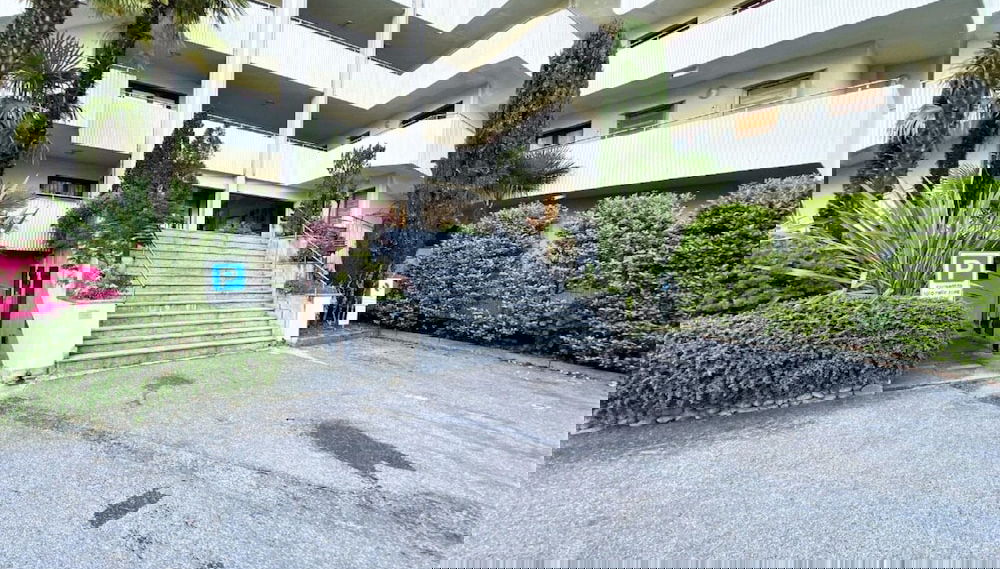 Apartment in Luino With Lake Maggiore Views - Photo 1