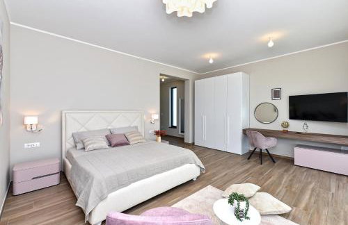 New VILLA TIHI OTOK near the beach - Photo 15