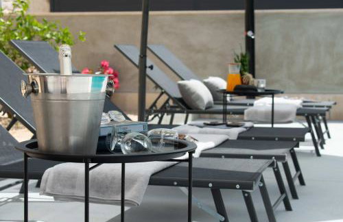 Designer Villa Simone - Modern & Heritage Style with Office - Foto 27