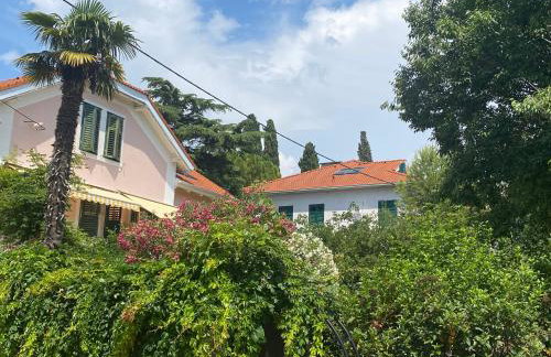 Beach and Green - Photo 25