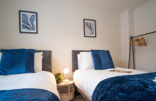 3 Beds with off-street parking for 2 cars, fast Wifi, sleeps 6 - Foto 28