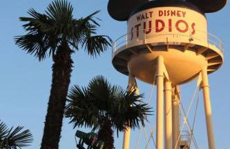 Le Balcon petit extérieur Idéal familles & couples à 10 min Disneyland Paris avec lit Queen size & parking privé - Foto 34