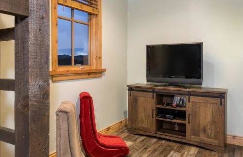 East Zion Trails Retreat-Hot tub, Resort Amenities, Exceptional - Photo 22