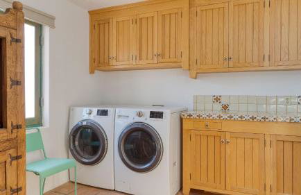 The Pond Estate by Avantstay Maximalist Designer Compound w/ 2 Casitas, Indoor + Outdoor Pools, Tennis Court, & Gorgeous Mountain Views 12k Sqft - Foto 121